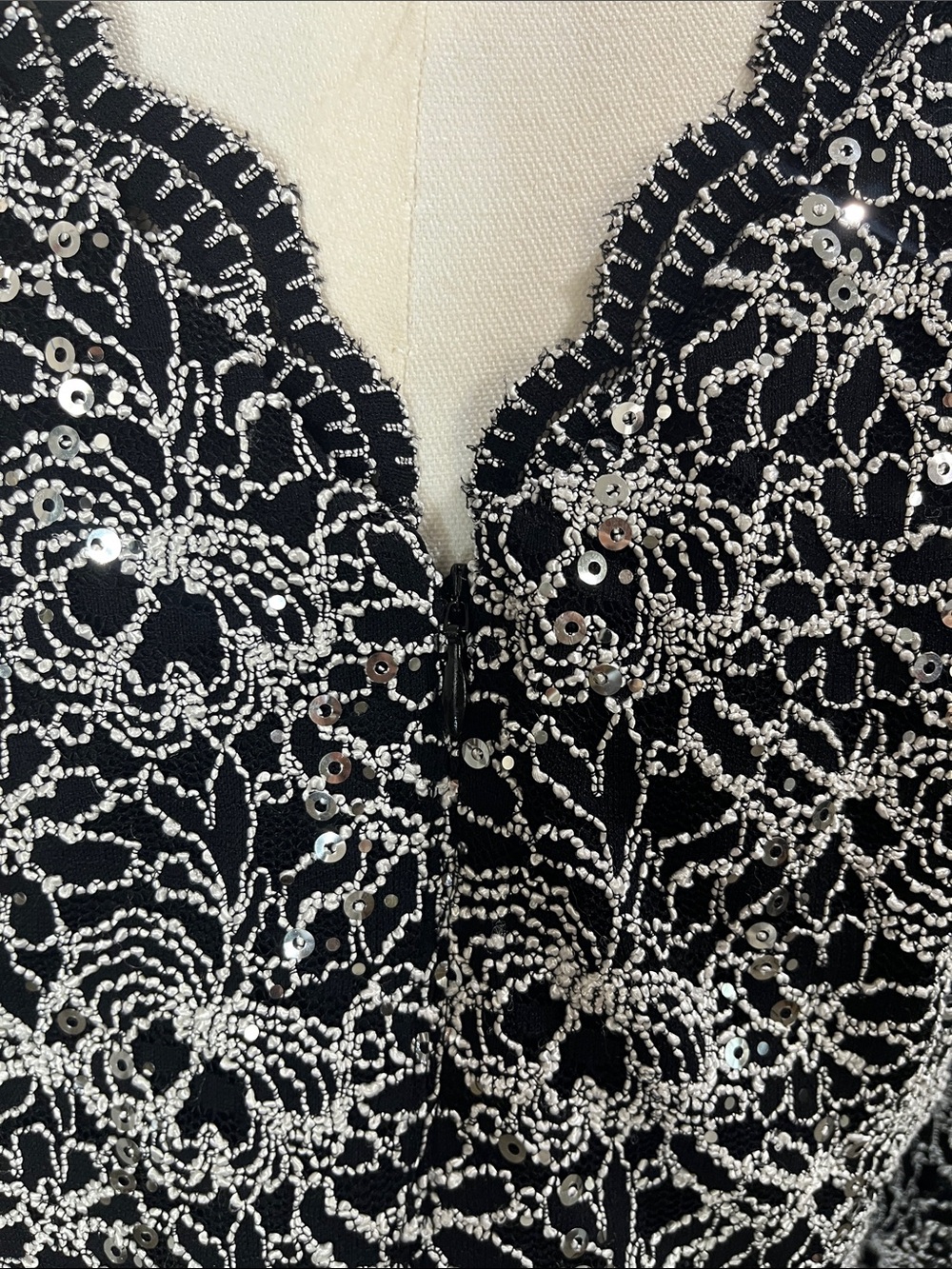 Alex Evenings Black Evening Dress size 10 - Picture 15 of 17